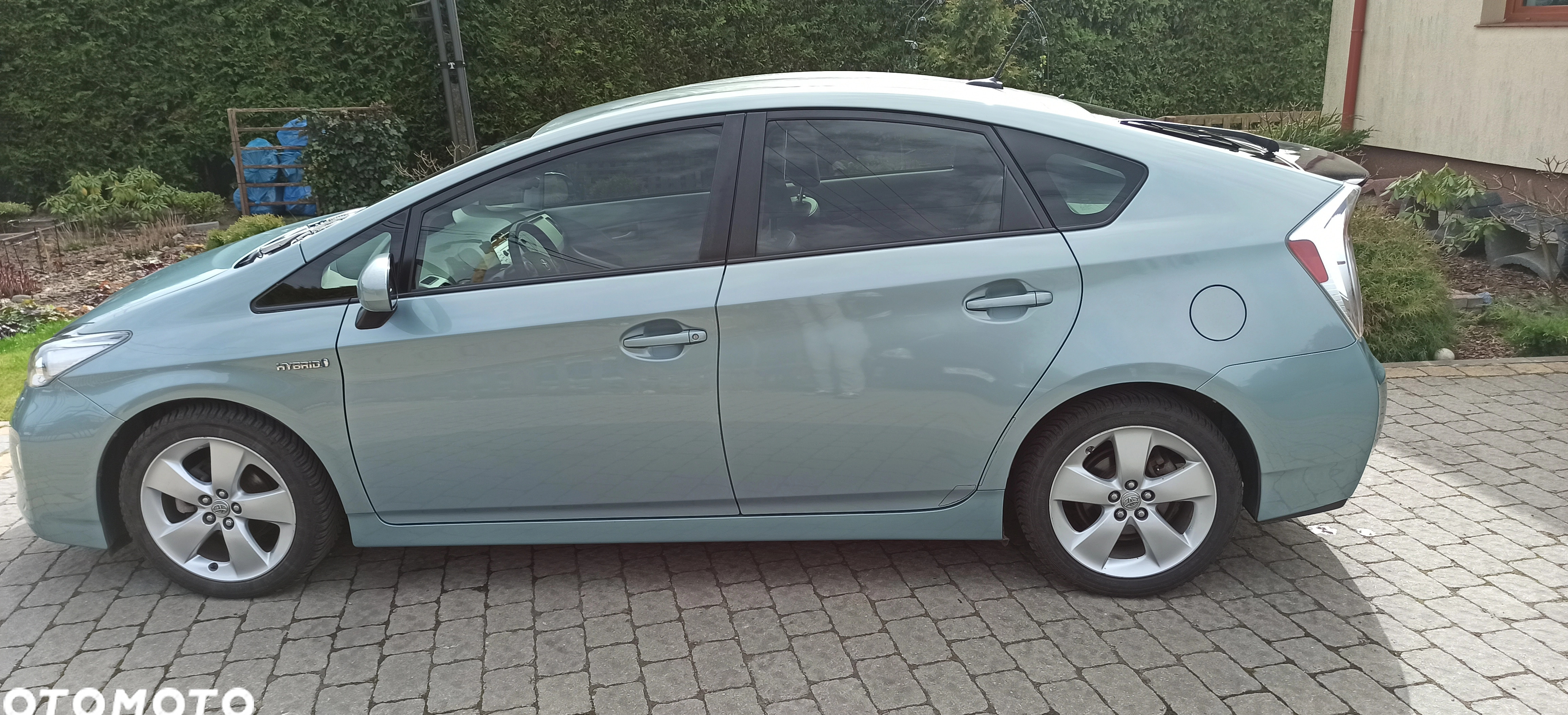 Toyota Prius cena 55000 przebieg: 124000, rok produkcji 2014 z Bydgoszcz małe 211